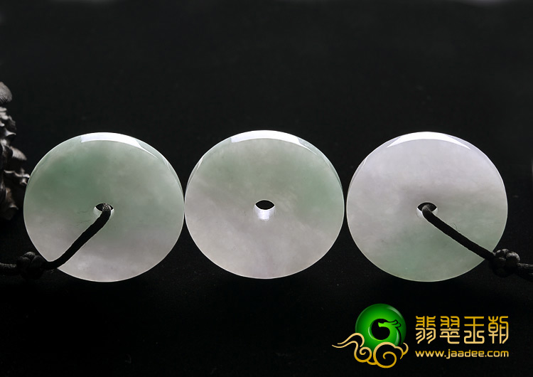 糯冰种淡春带彩缅甸翡翠A货平安扣挂件（一批走）