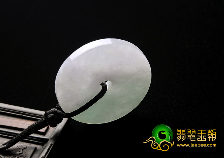 糯冰种淡春带彩缅甸翡翠A货平安扣挂件（一批走）