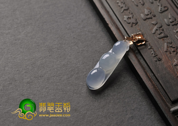 冰种晴水缅甸翡翠A货豆子挂件