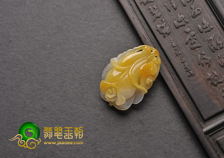 糯冰种黄翡缅甸翡翠A货玉兰花挂件
