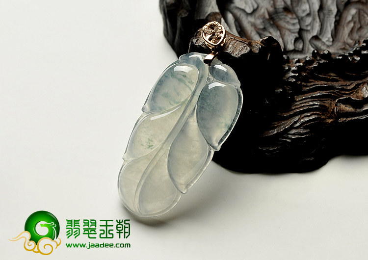 冰种飘花缅甸翡翠A货镶玫瑰金扣叶子挂件（真钻）