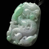 糯冰种晴水缅甸翡翠A货龙牌挂件