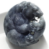 糯冰种灰色缅甸翡翠A货熊手玩件
