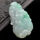 糯冰种飘翠缅甸翡翠A货灵猴献寿挂件