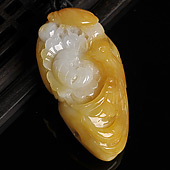 糯冰种黄翡缅甸翡翠A货鸟语花香挂件