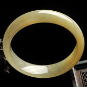 糯冰种黄翡缅甸翡翠A货手镯（55.2mm）