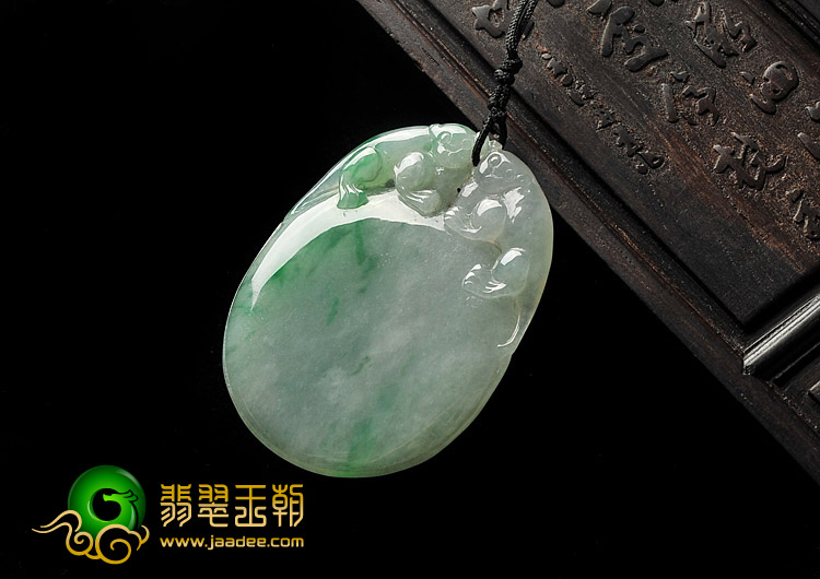 糯冰种飘翠缅甸翡翠A货福牌挂件