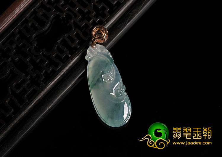 冰种飘花缅甸翡翠A货镶玫瑰金扣如意挂件（真钻）