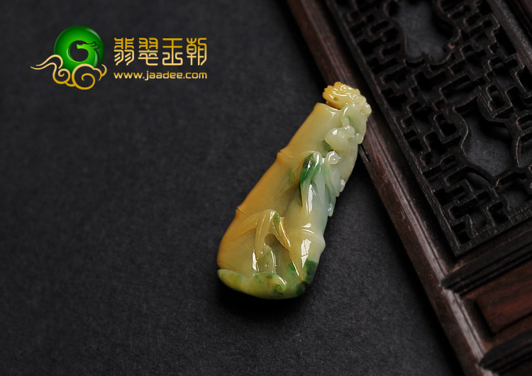 细糯种黄加绿缅甸翡翠A货节节高挂件