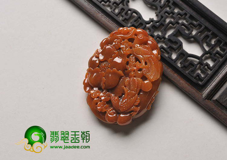 feicui细糯种褐红翡缅甸翡翠A货鸟语花香挂件