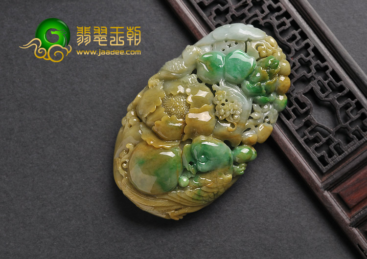 细糯种黄加绿缅甸翡翠A货富贵花开挂件