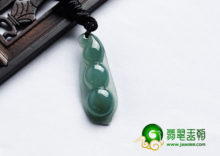 糯冰种晴水缅甸翡翠A货豆子挂件