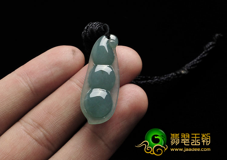 糯冰种晴水缅甸翡翠A货豆子挂件