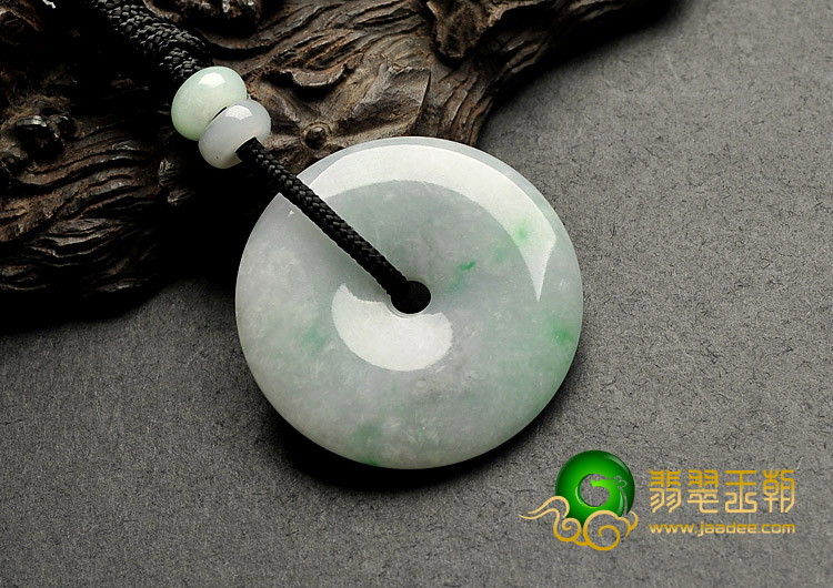 糯冰种春带彩缅甸翡翠A货平安扣挂件