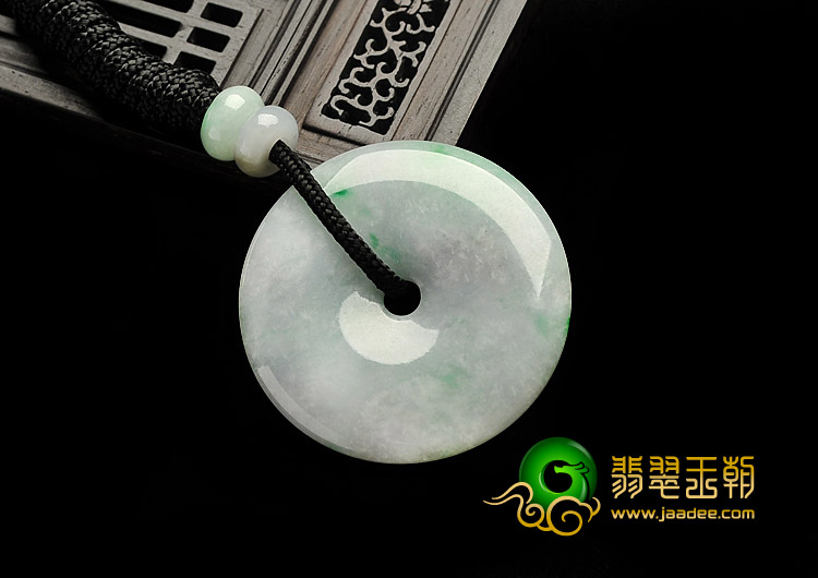 糯冰种春带彩缅甸翡翠A货平安扣挂件