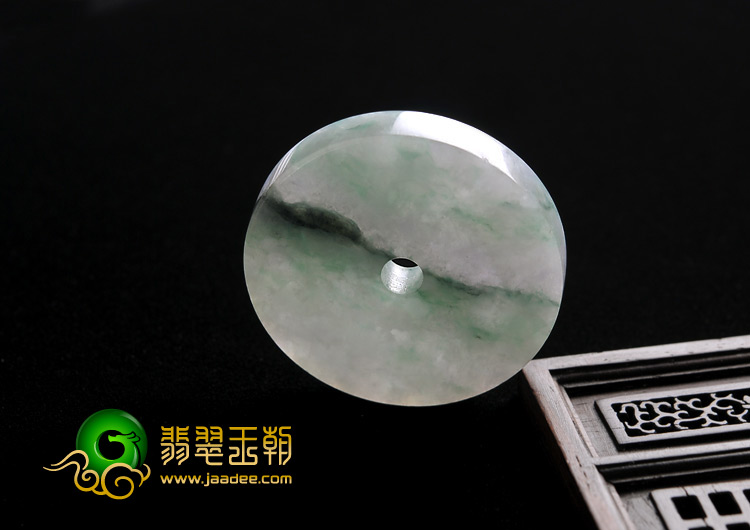 糯冰种多彩缅甸翡翠A货平安扣挂件