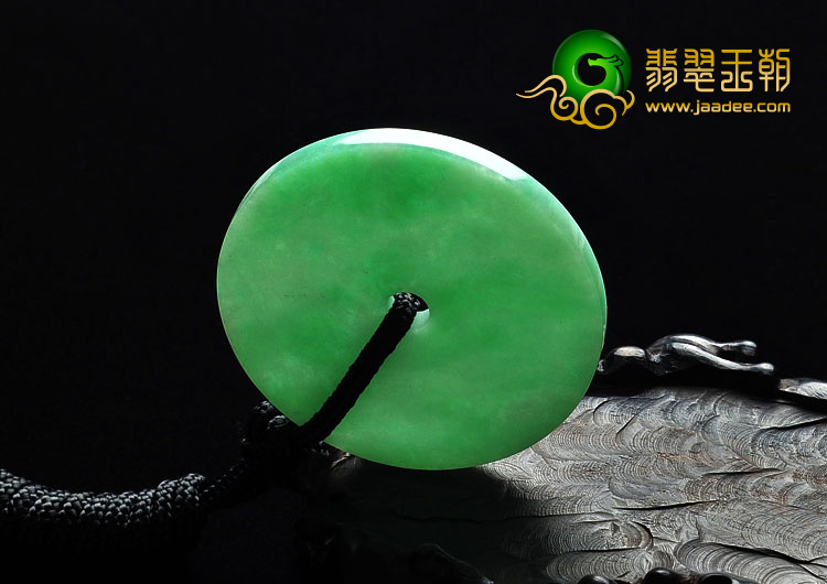 糯冰种翠色缅甸翡翠A货平安扣挂件