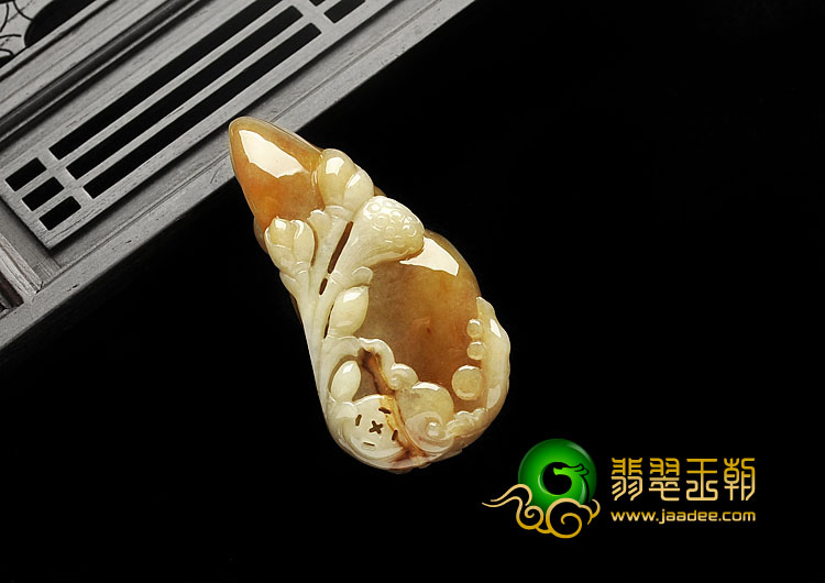 糯冰种褐黄翡缅甸翡翠A货一路连科挂件