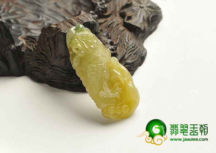 糯冰种黄翡略飘翠缅甸翡翠A货英明神武挂件