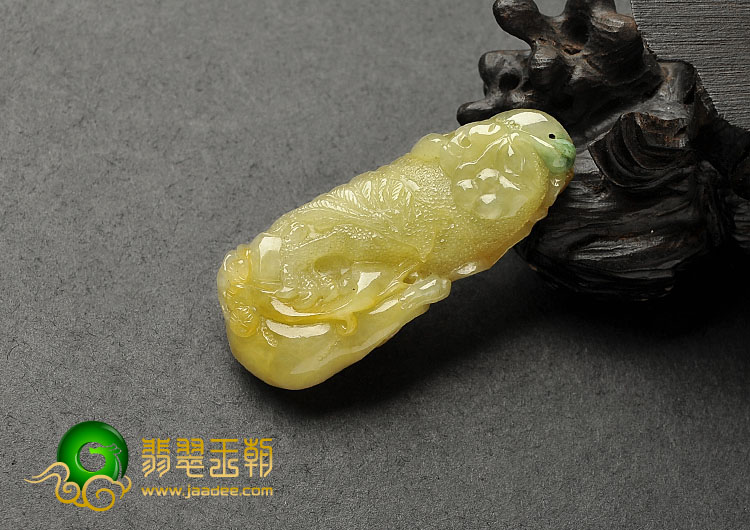 糯冰种黄翡略飘翠缅甸翡翠A货英明神武挂件