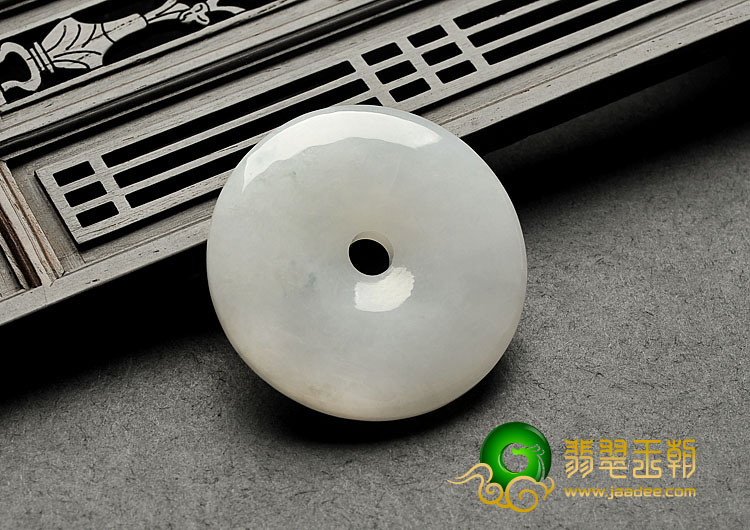 糯冰种飘花缅甸翡翠A货平安扣挂件