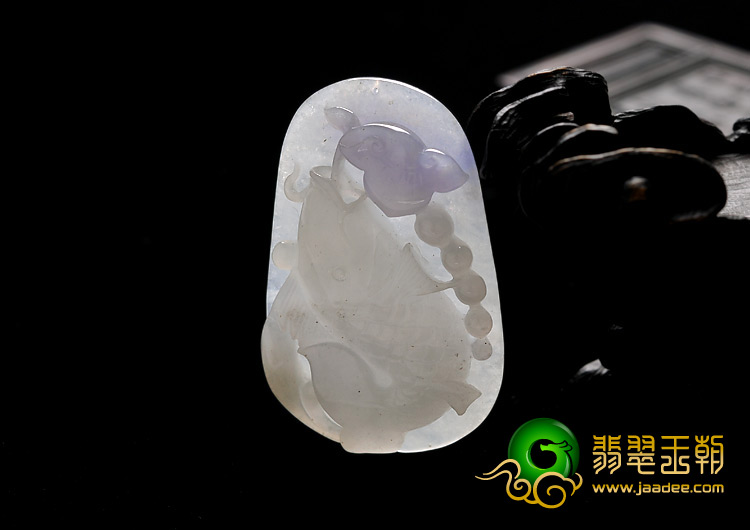 糯冰种紫罗兰缅甸翡翠A货年年有余挂件