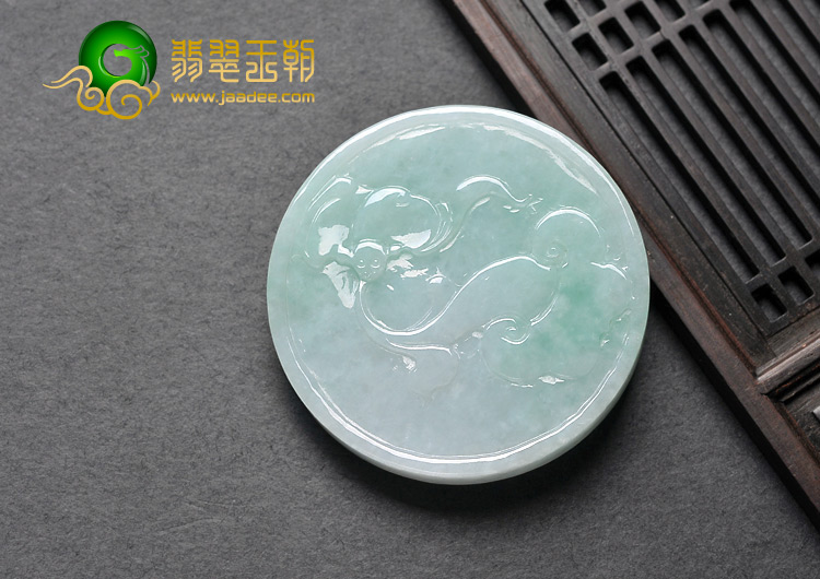 糯冰种豆色缅甸翡翠A货马牌挂件