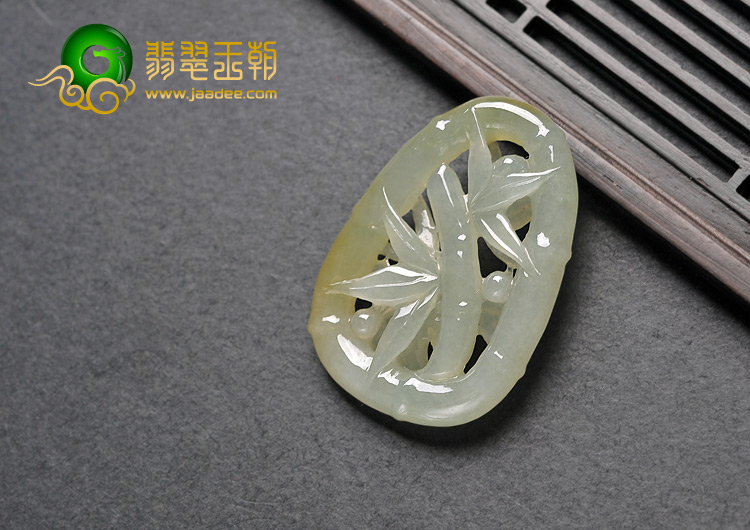 糯冰种黄翡缅甸翡翠A货节节高挂件