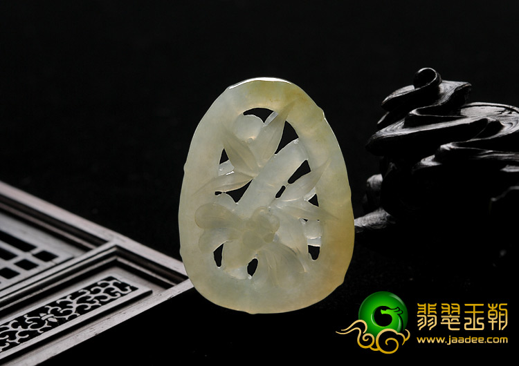 糯冰种黄翡缅甸翡翠A货节节高挂件
