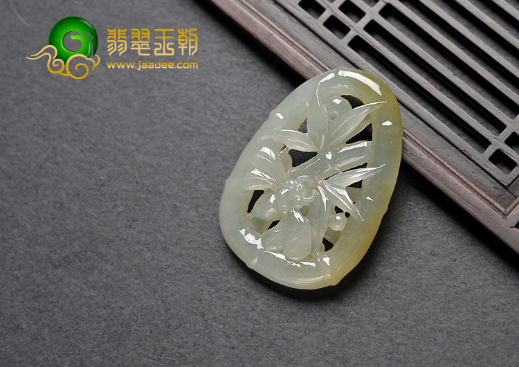 糯冰种黄翡缅甸翡翠A货节节高挂件