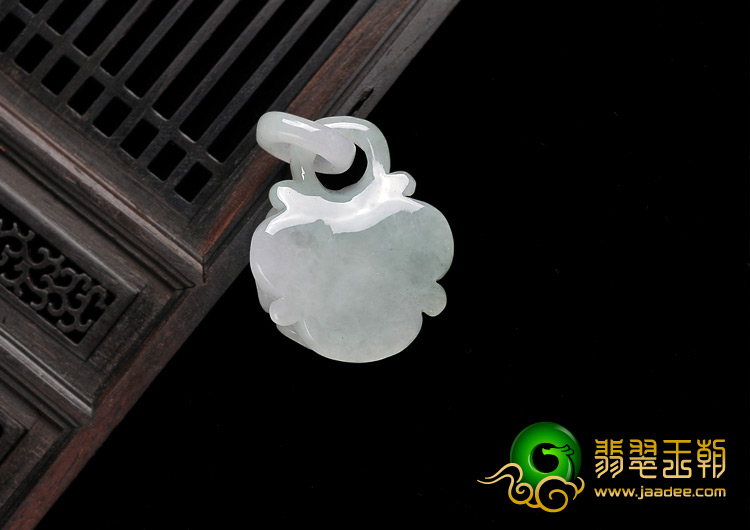 糯冰种晴水黄翡缅甸翡翠A货花挂件