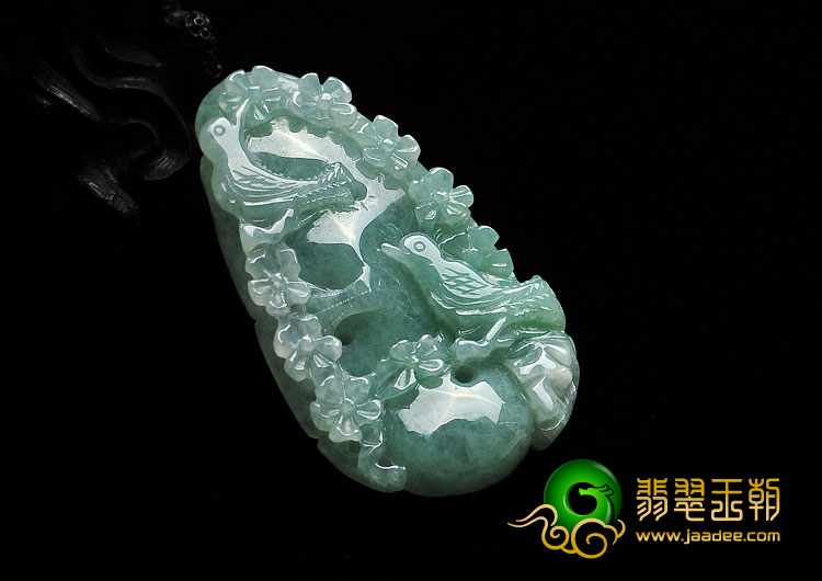 糯冰种豆色缅甸翡翠A货喜上眉梢挂件