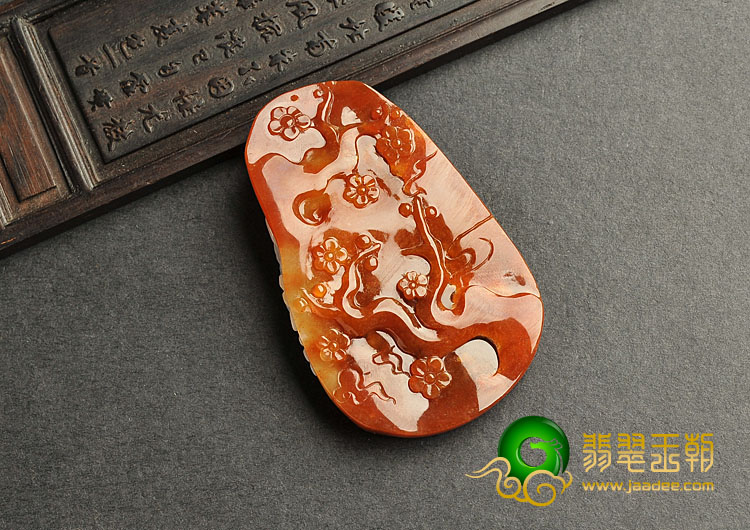 糯冰种红翡缅甸翡翠A货喜上眉梢挂件