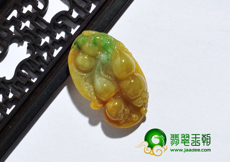 糯冰种黄加绿缅甸翡翠A货福禄寿挂件