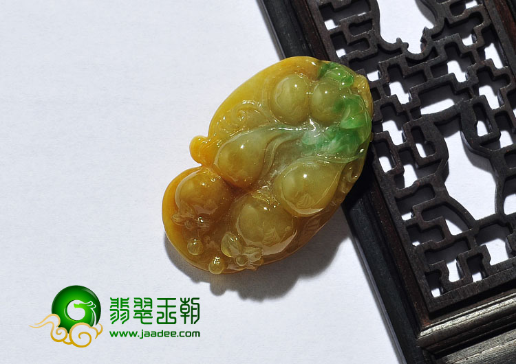 糯冰种黄加绿缅甸翡翠A货福禄寿挂件