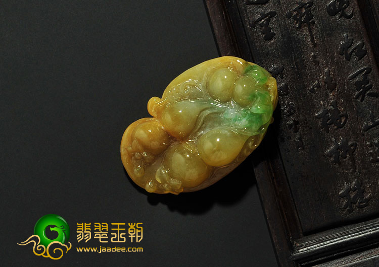 糯冰种黄加绿缅甸翡翠A货福禄寿挂件