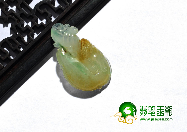糯冰种黄翡缅甸翡翠A货如意挂件