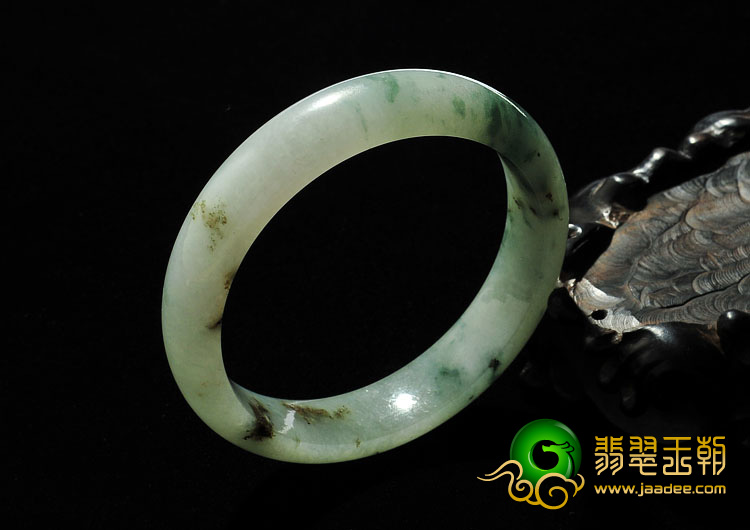 糯冰种飘花缅甸翡翠A货手镯（56.3mm）
