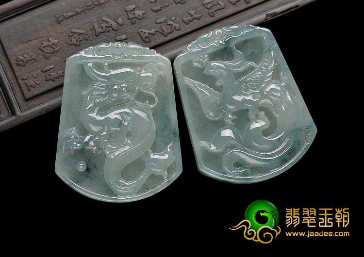 糯冰种飘花缅甸翡翠A货龙凤牌挂件（一对）