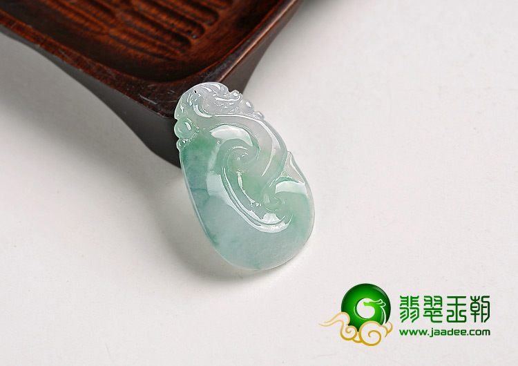 糯冰种飘花缅甸翡翠A货如意挂件