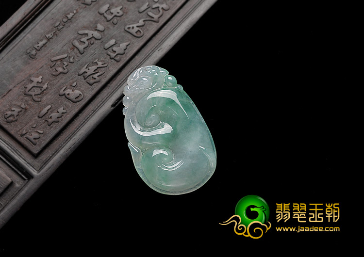 糯冰种飘花缅甸翡翠A货如意挂件