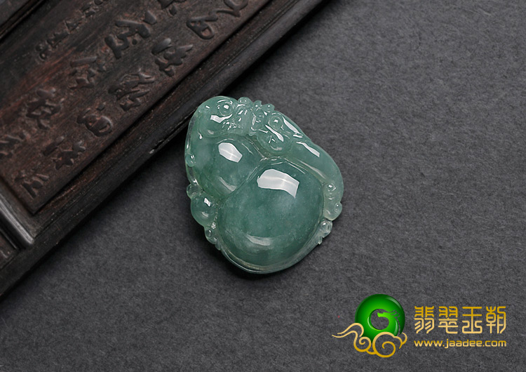 糯冰种晴水缅甸翡翠A货福禄寿挂件