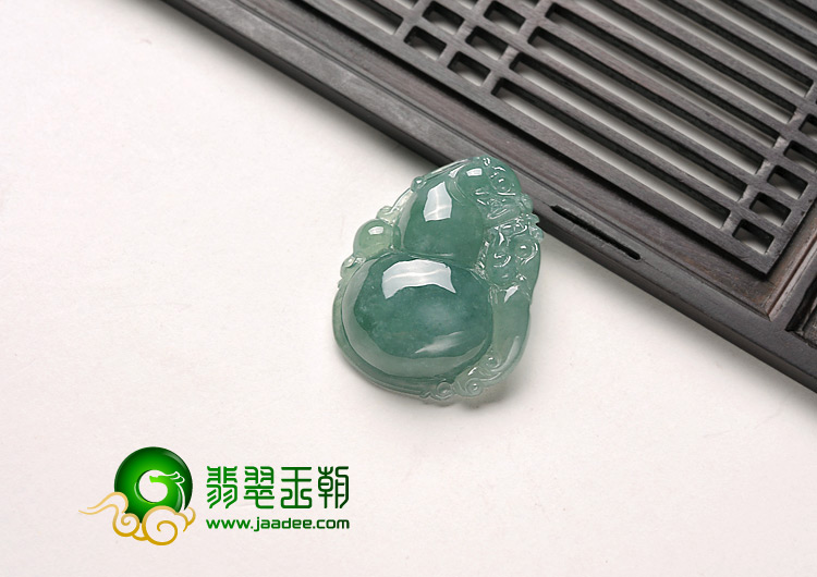 糯冰种晴水缅甸翡翠A货福禄寿挂件