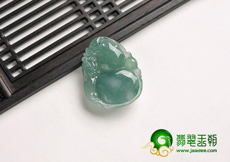 糯冰种晴水缅甸翡翠A货福禄寿挂件
