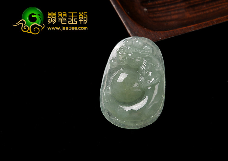 糯冰种晴水缅甸翡翠A货龙吐珠挂件