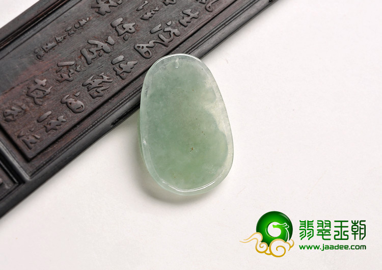 糯冰种晴水缅甸翡翠A货龙吐珠挂件