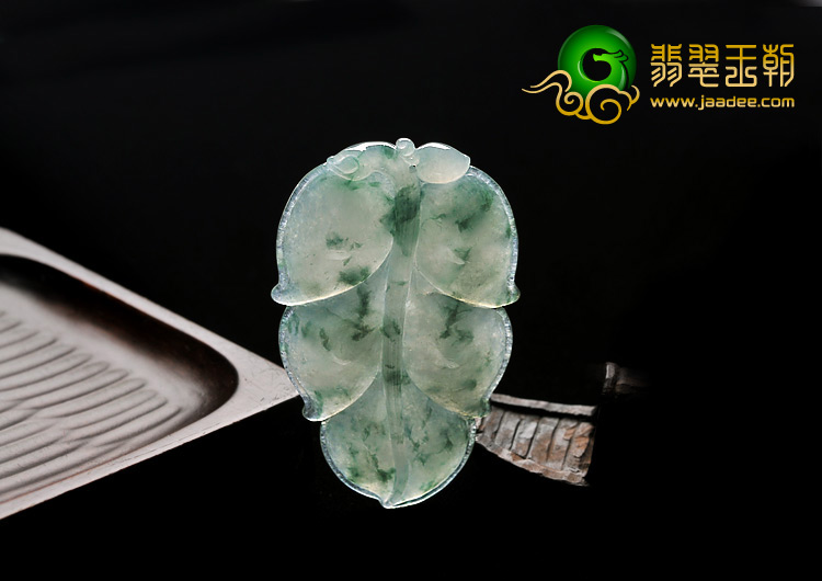冰种飘花缅甸翡翠A货叶子挂件