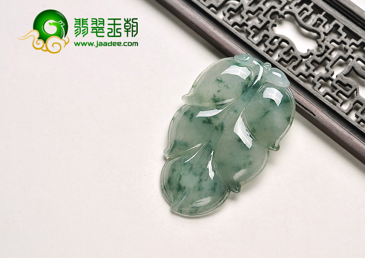 冰种飘花缅甸翡翠A货叶子挂件