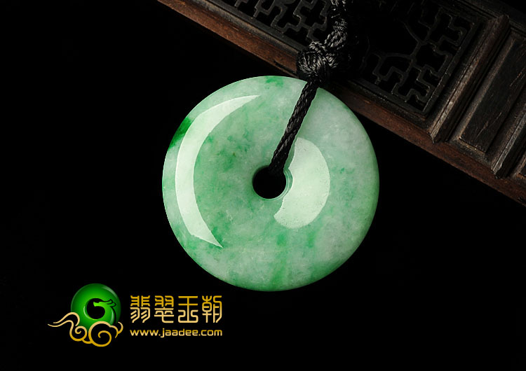 糯冰种翠色缅甸翡翠A货平安扣挂件