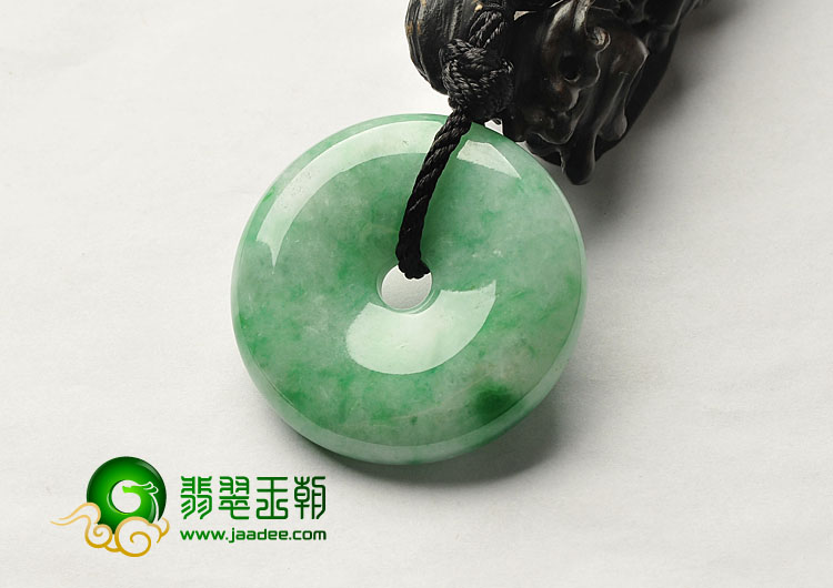 糯冰种翠色缅甸翡翠A货平安扣挂件